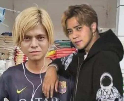 那个跟罗志祥撞脸，开启网红道路不做生意的小伙，后来怎样？