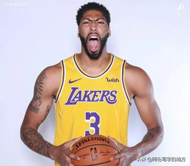 湖人双喜临门！浓眉宣布退出美国男篮安心备战新赛季，助教团再有大咖加盟，你怎么看？