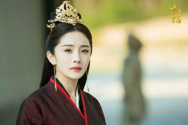 扶摇:当杨幂饰演的扶摇第二次遇见轩辕晓的时候为何她完全改变了态度呢?