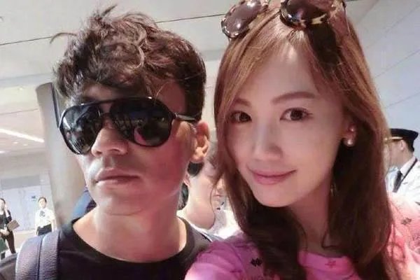 马蓉小号发文“迎接新生命的到来”，这是几个意思呢？