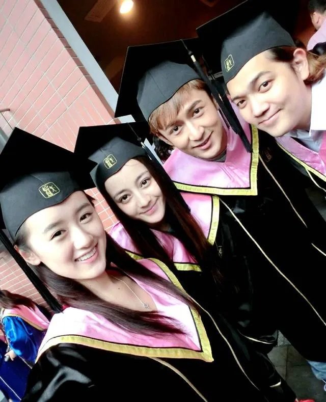 扒一扒明星毕业照，看看明星的颜值是如何“疯狂生长”的？