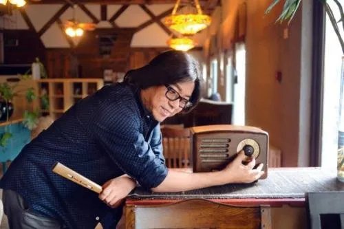 陆川称高晓松暴瘦到单薄，太瘦了会不会引发疾病？