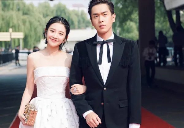 吴秀波和唐艺昕是什么关系?