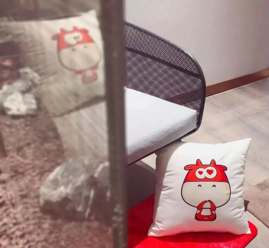 抱着我，你一定很舒服吧？