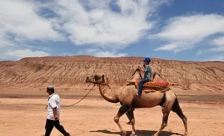 新疆1天连发4个预警信息，那里的天气为何变幻无常？