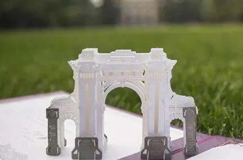 清华大学2018年新版录取通知书是什么样的？