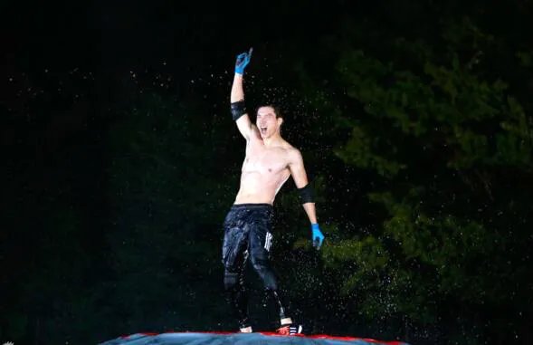 中韩梦之队乔振宇肌肉曝光  颜值男神遭队友排挤被讽