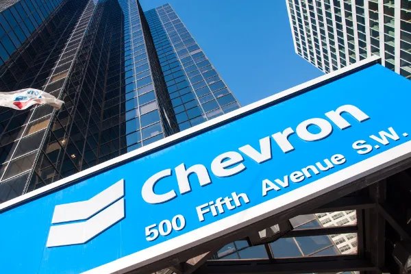 如何看待雪佛龙要求全球员工删除WeChat这件事？