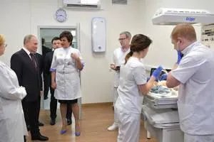 为什么感觉疫情排名前十名的国家总是没有俄罗斯?