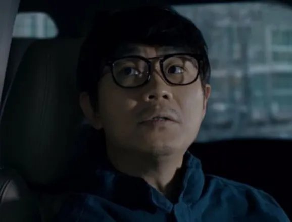 《双探》的核心剧情是个复仇故事，网上好评不断，它真的实至名归吗？