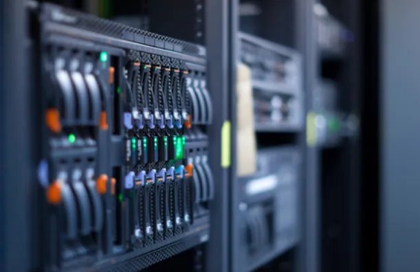 我需要租用越南服务器，越南服务器一个月普通配置大概多少钱？