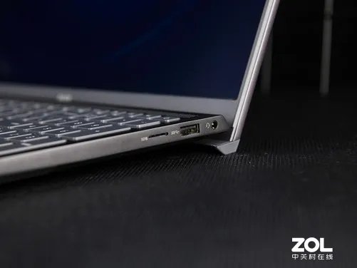 轻薄全能的商务旗舰 戴尔全新成就7000笔记本
