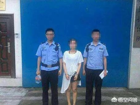 周星驰与于文凤是什么时候分手的？