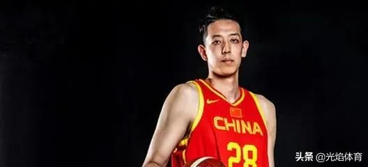 周鹏左脚第五跖骨骨裂,将无缘世界杯!中国男篮锋线上还能依赖谁?