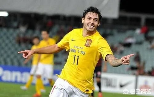 为什么在孔卡离开广州恒大后，一直不引进其替代者？