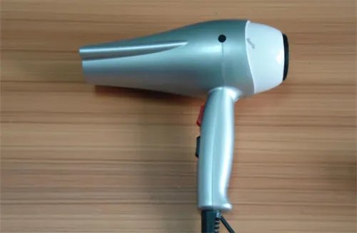 吹风机风力变小了怎么办