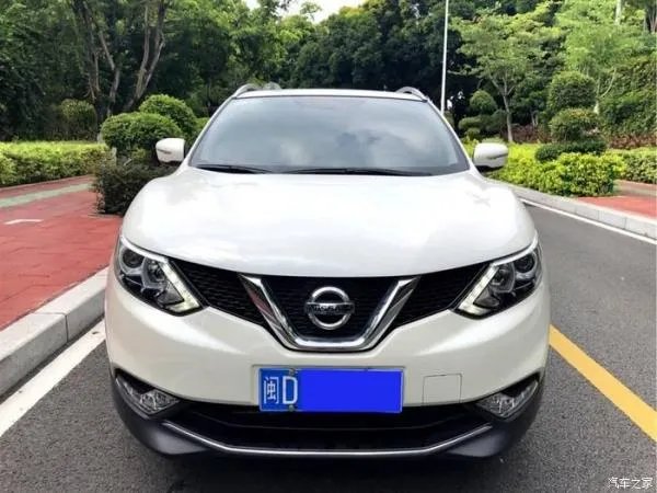 幽静的道路上，记下我与爱车逍客路边的美好时光！