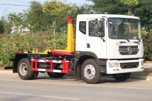 垃圾环卫车一般多少钱