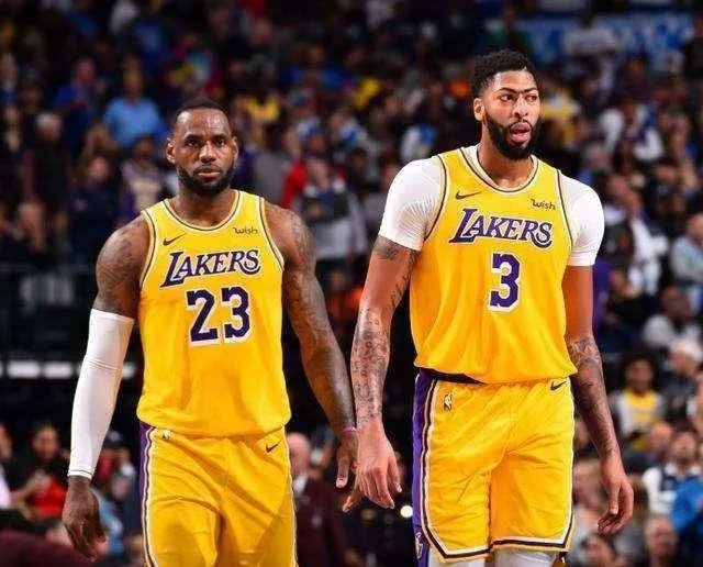 大莫里斯加盟湖人