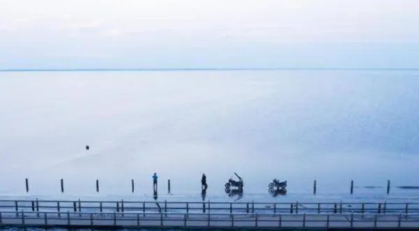 江西永修出现最美水上公路的景象是如何形成的？