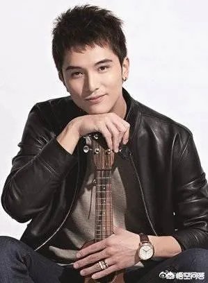 于正微博怒怼邱泽，你怎么看？