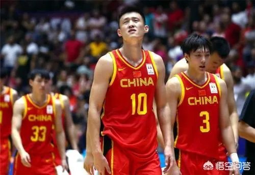 周鹏左脚第五跖骨骨裂,将无缘世界杯!中国男篮锋线上还能依赖谁?