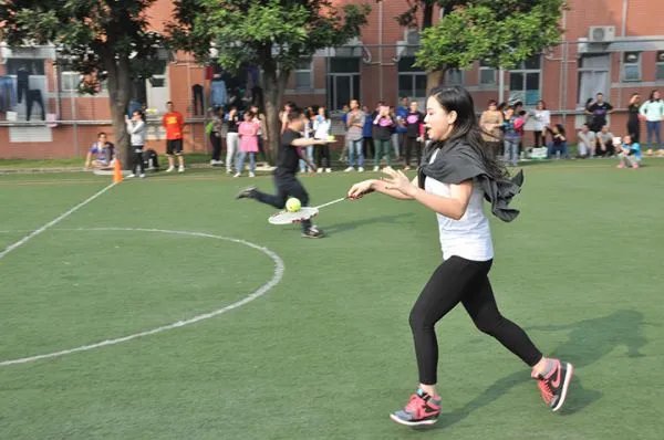 要5个或以上的趣味运动会的项目