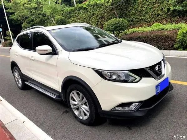 幽静的道路上，记下我与爱车逍客路边的美好时光！