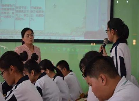 班主任用化学方程式为学生写评语，化学方程式的作用是什么？