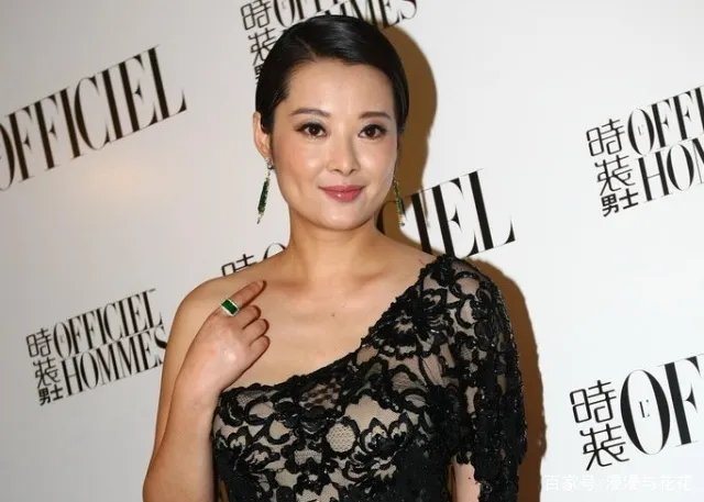 华表奖红毯袁立透明装