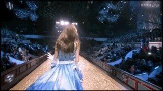 除了奚梦瑶摔跤以外，维密以前还有哪些失误？