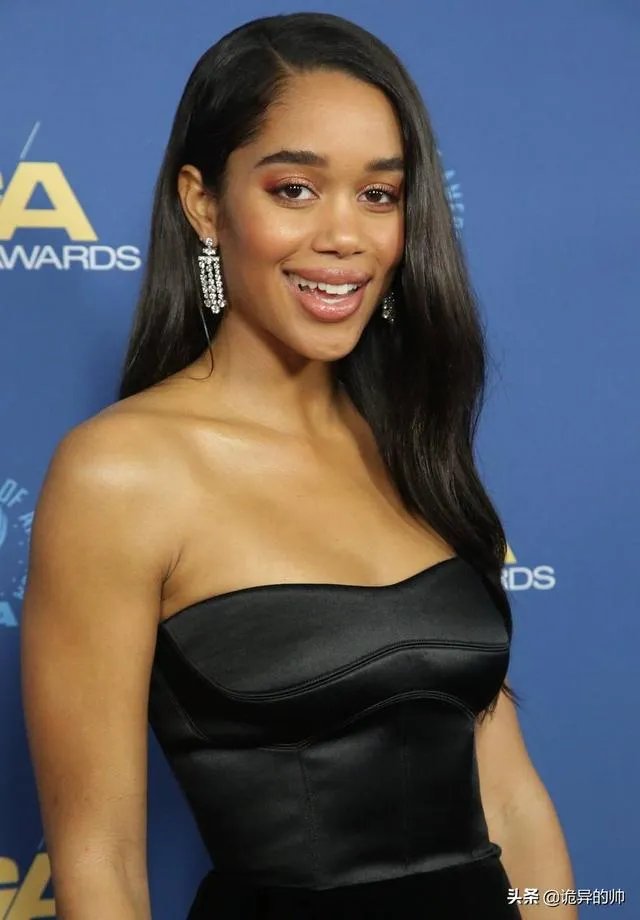 汤普森和女友法国度假秀恩爱，帕楚里亚无辜躺枪，你怎么看？