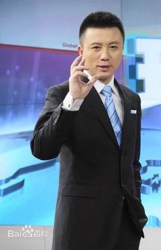 央视新闻主播潘涛个人资料照片家庭背景，潘涛老婆是谁图最新近况