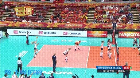 女排世锦赛中荷大战第三局,朱婷为什么罕见动怒,袁心玥还一旁尬笑,当时发生了什么?
