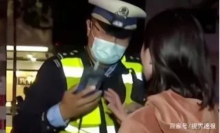 警方通报玛莎拉蒂女子叫余伟过来
