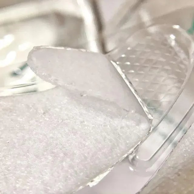 眼角的细纹很多，求推荐几款好用的眼膜？