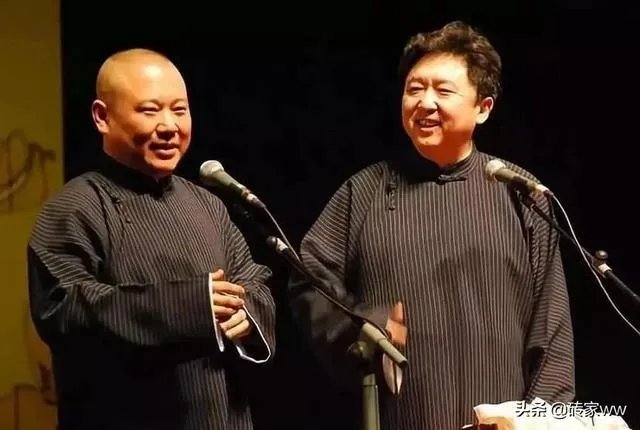 你是从什么时候开始喜欢德云社郭德纲的？因为什么喜欢或者说迷恋上他们的？