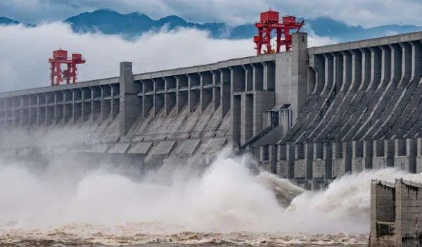 长江2020年第5号洪水形成，洪水的编号标准是什么？