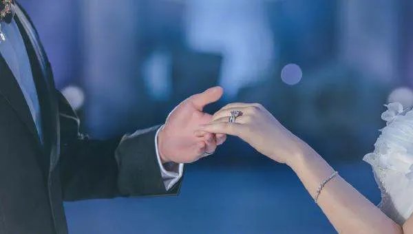 钻戒的价格一般多少钱?