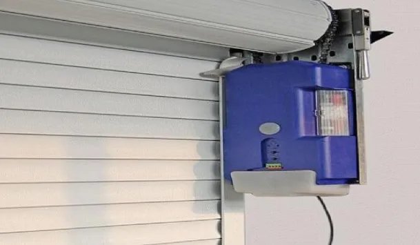 电动卷帘门如何复位