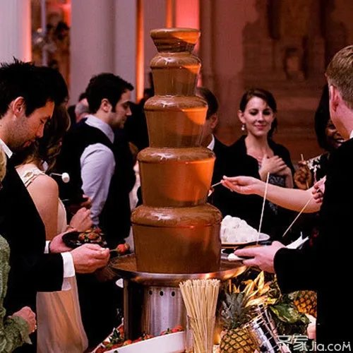 巧克力喷泉机价格及厂家推荐