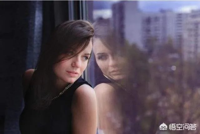 如何利用镜像拍一些有趣的人像?