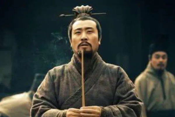 刘备一生错过的两位猛将，一人可定天下，一人可救国，分别是谁？