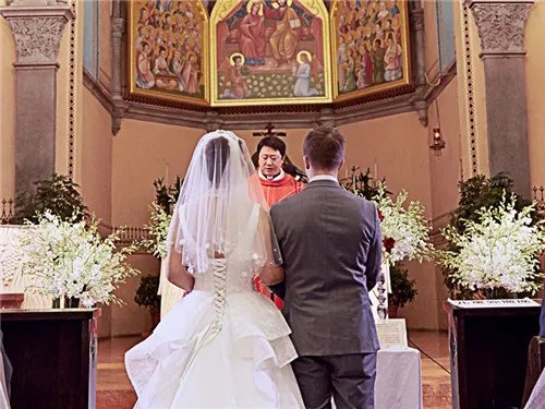 教堂婚礼多少钱 多少钱可以举办教堂婚礼