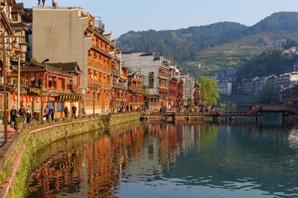 张家界凤凰旅游攻略