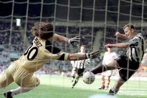 你最喜欢英超哪个球星？为什么？