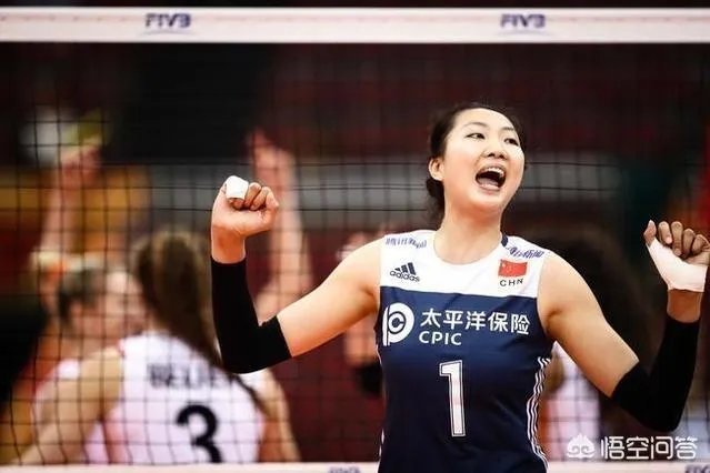 女排世锦赛中荷大战第三局,朱婷为什么罕见动怒,袁心玥还一旁尬笑,当时发生了什么?