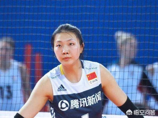 女排世锦赛中荷大战第三局,朱婷为什么罕见动怒,袁心玥还一旁尬笑,当时发生了什么?