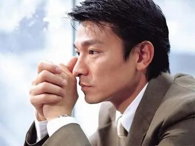 为什么有人说1999年红馆演唱会是刘德华公认的经典呢？