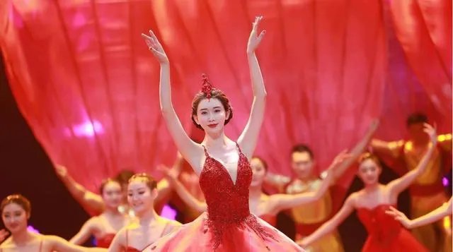 林志玲为什么缺席央视中秋晚会？